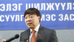 УЛСЫН ДЭЭД ШҮҮХ П.БАТЧУЛУУН ЭМЧИД ХОЛБОГДОХ ХЭРГИЙГ ӨНӨӨДӨР ХЭЛЭЛЦЭНЭ